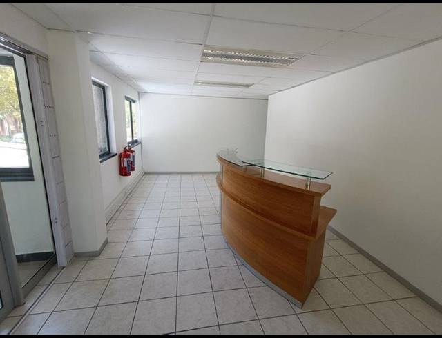 BUSINESS PROPERTY TO RENT IN RANDJESPARK